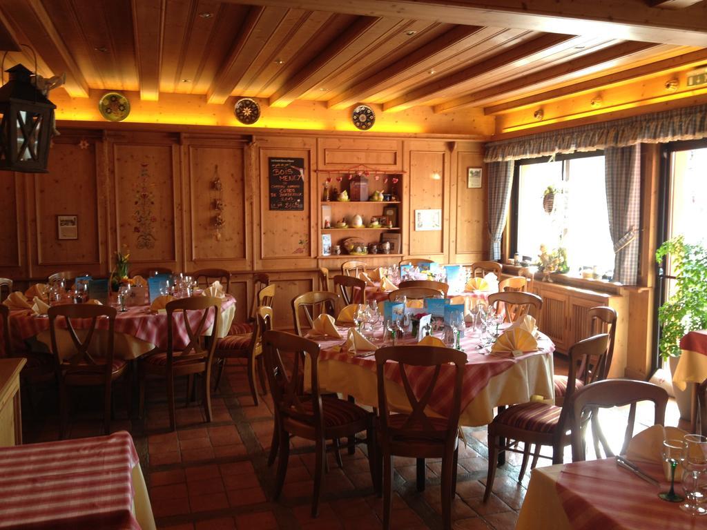 Au Soleil, Hotel Restaurant & Spa Valff Bagian luar foto